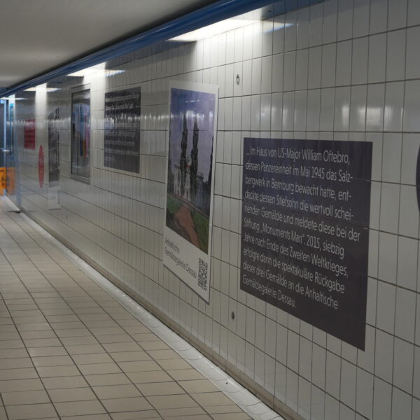 Bahnhofstunnel Dessau mit neuer Beklebung