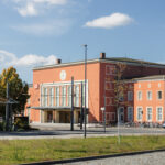 Der Hauptbahnhof in Dessau und sein Vorplatz